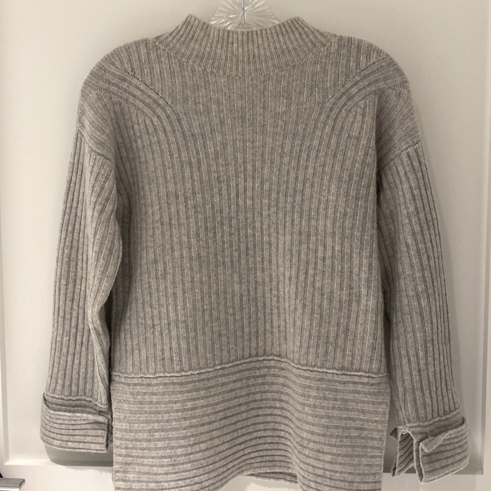 Club Monaco Cashmere Sweater - Women’s XS